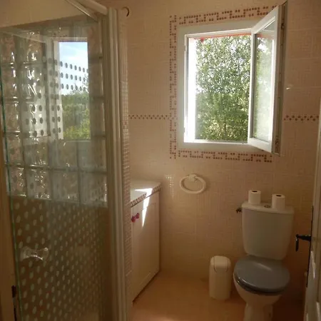 Larressore Villa *